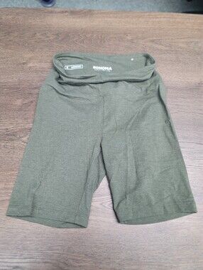 Sonoma Ivory Green Womens Legging Shorts Small